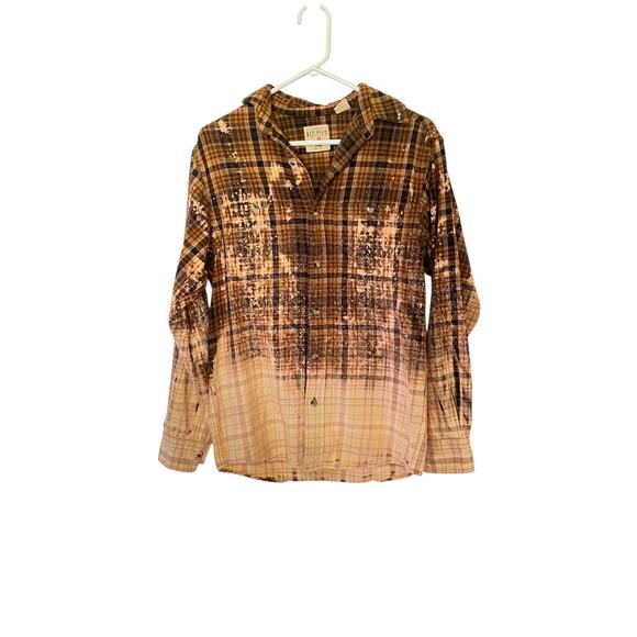 Up-cycled bleached Hocus Pocus flannel button down shirt size small - Picture 3 of 6